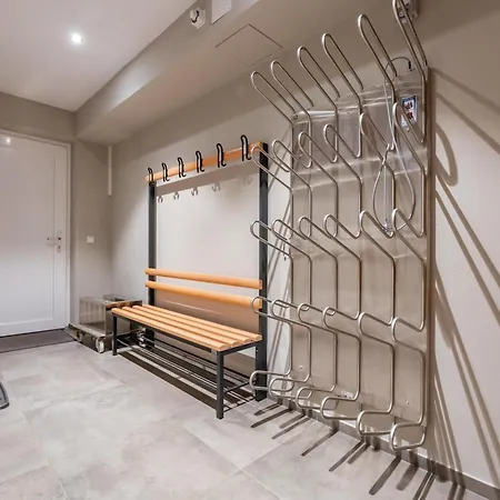 Schneeloewe S * ليوغانغ